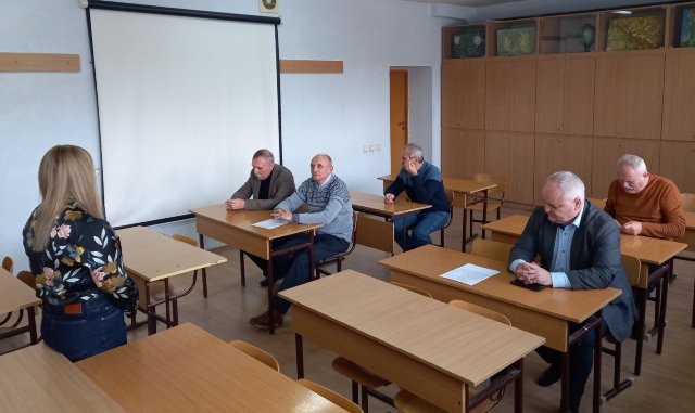 Учасники програмної ради